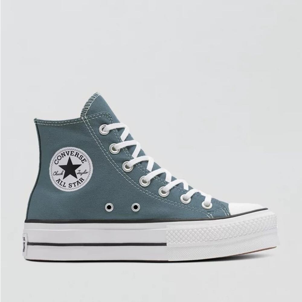 Converse Chuck Taylor All Star
Sneaker Size 13